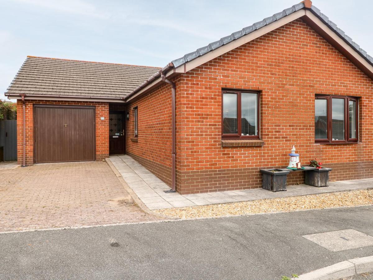 23 Charles Thomas Avenue Vila Pembroke Dock Exterior foto